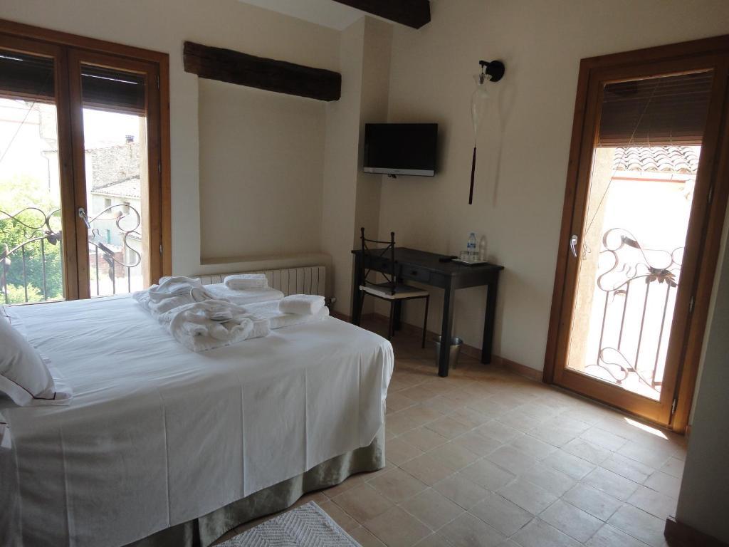 Hotel Rural Cal Torner Adults Only Guiamets Room photo