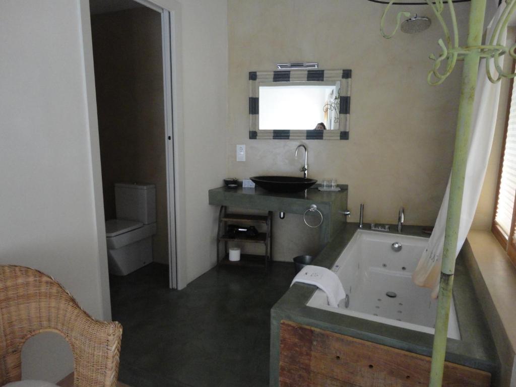 Hotel Rural Cal Torner Adults Only Guiamets Room photo