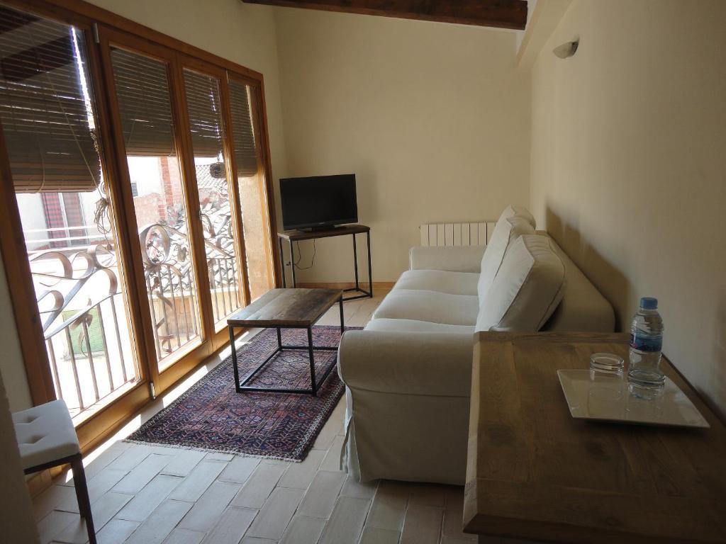 Hotel Rural Cal Torner Adults Only Guiamets Room photo